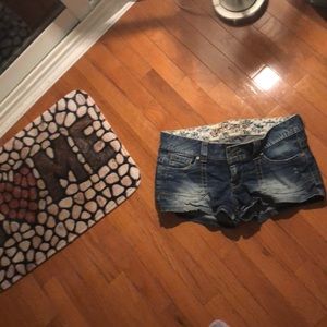 Cute denim Guess jeans